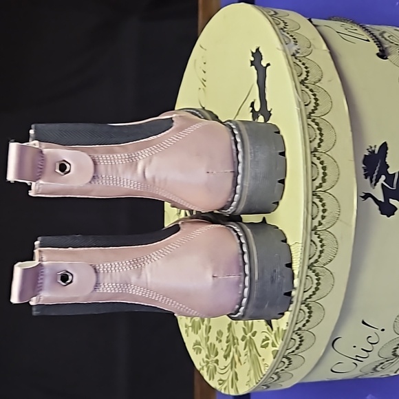Pink mod boots - Picture 2 of 3